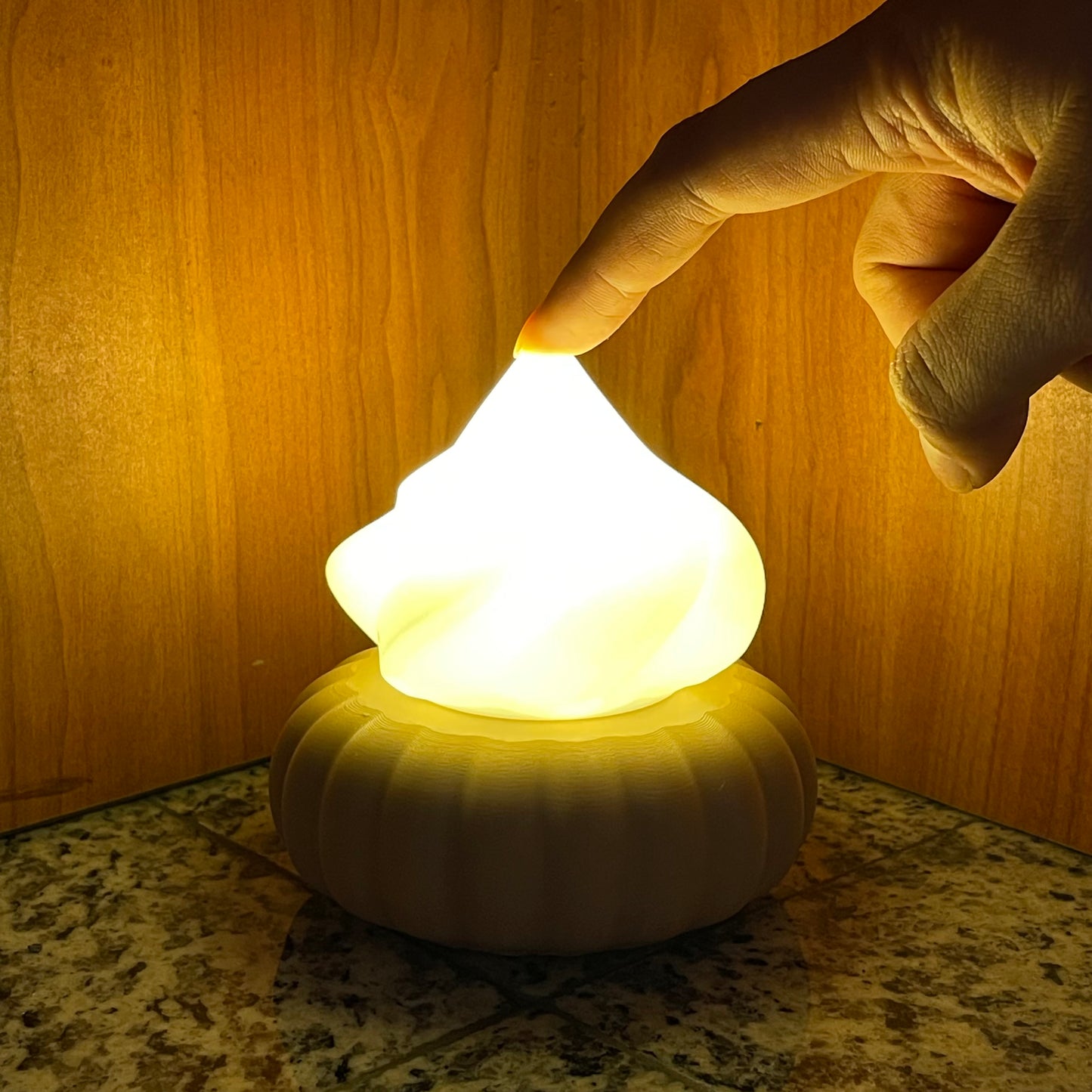 Wireless Gem Biscuit Lamp