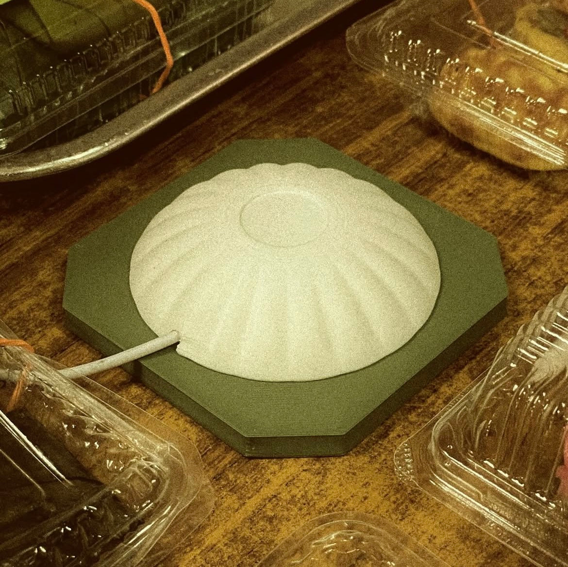 Wired Kueh Tutu Lamp